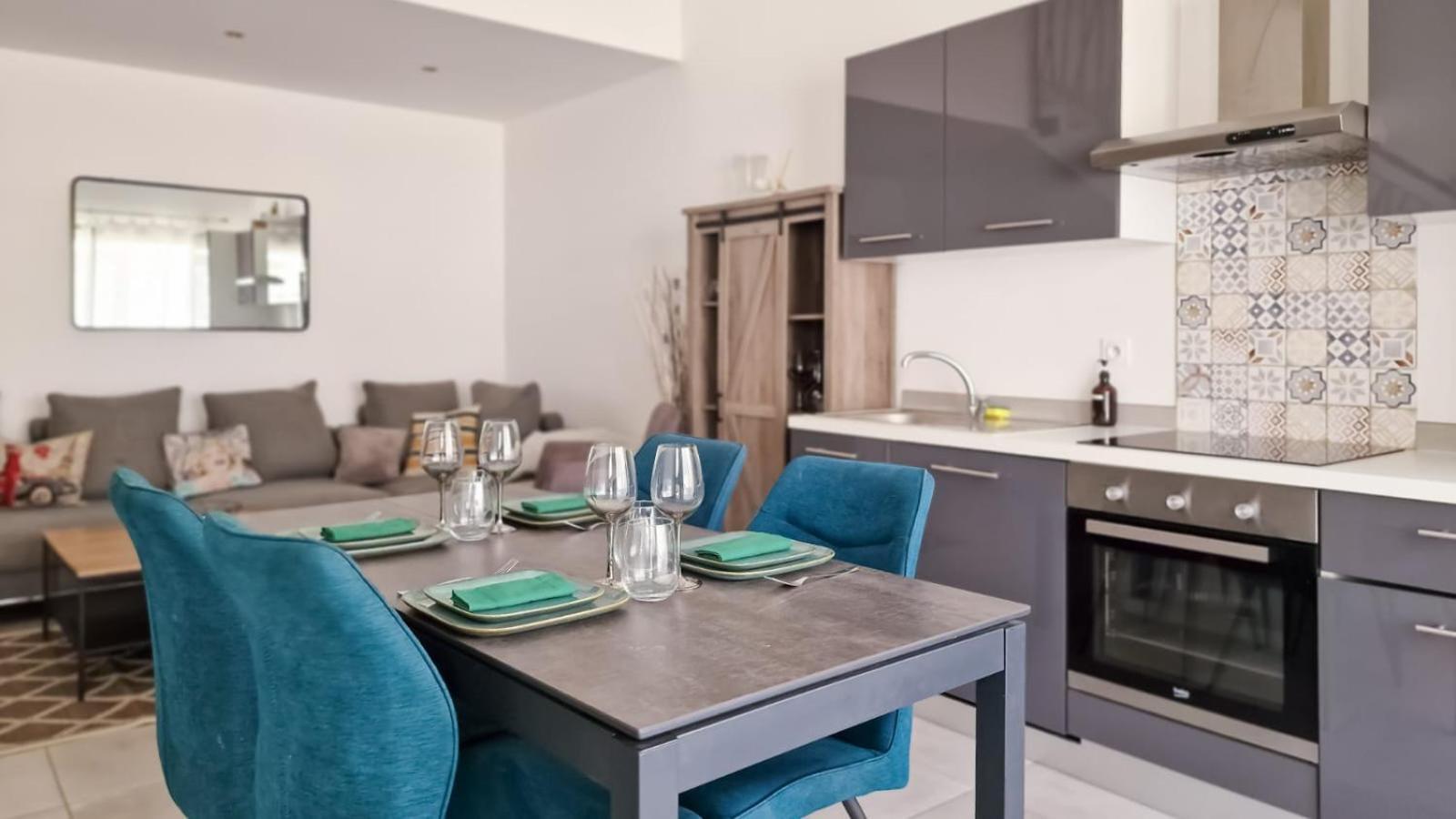 Appartement Plein Centre Bernis Exteriér fotografie