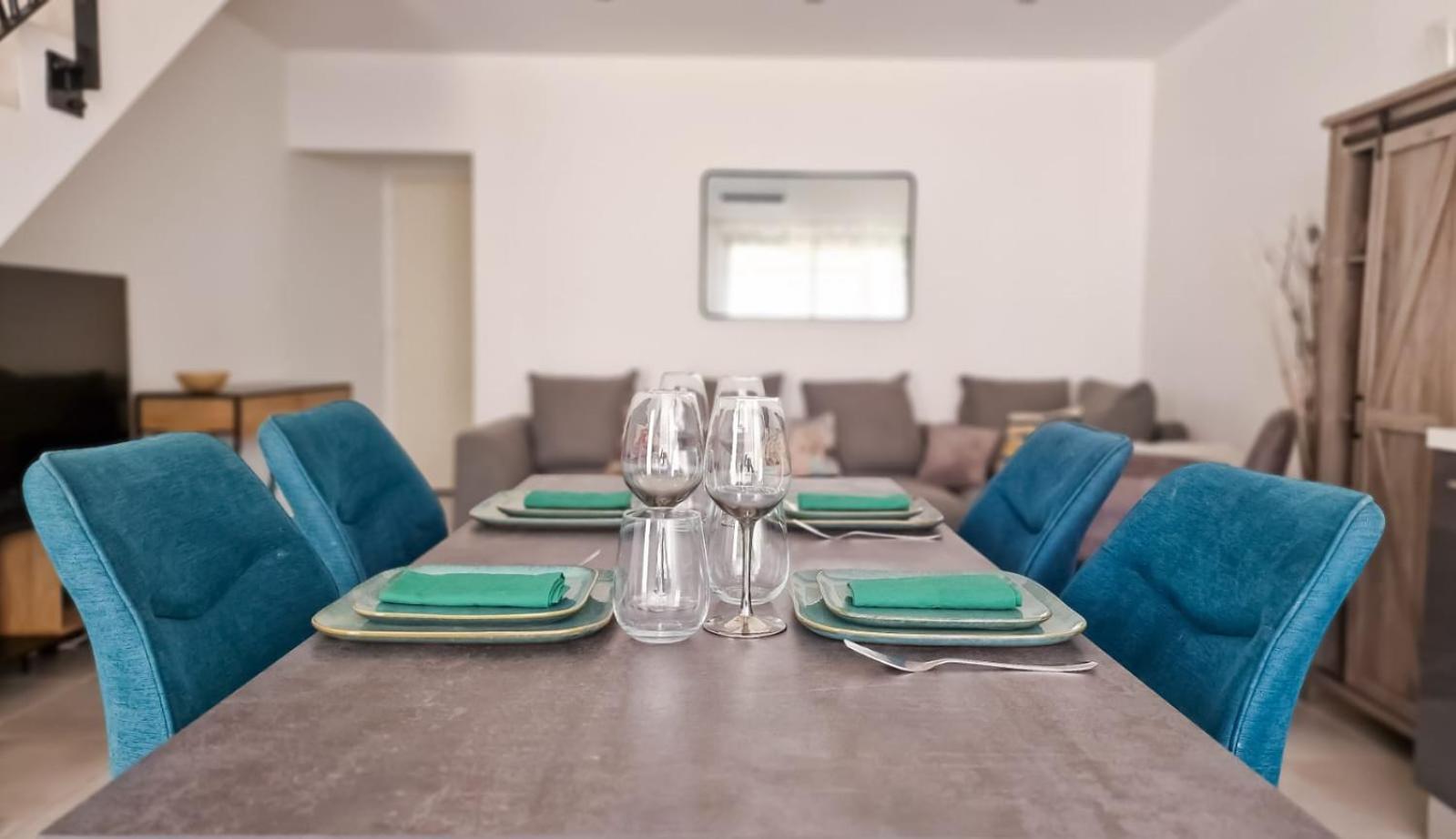 Appartement Plein Centre Bernis Exteriér fotografie